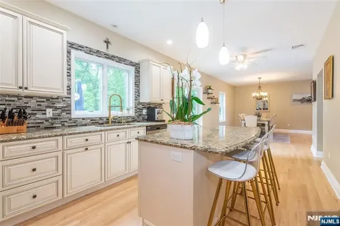 88 Mathews Avenue Riverdale Borough NJ 07457