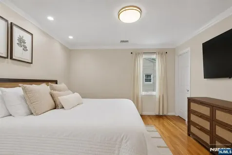 15 Robby Road Little Ferry NJ 07643