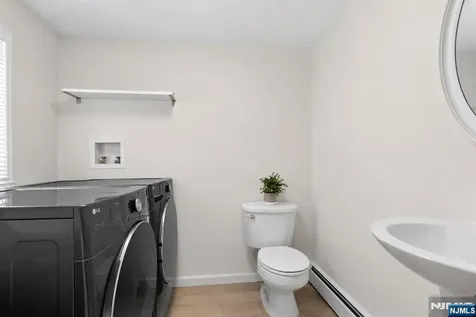 15 Robby Road Little Ferry NJ 07643