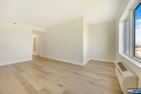 6315 City Place Edgewater NJ 07020