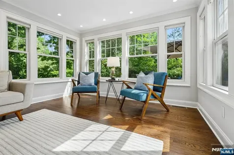 11 Mount Vernon Road Montclair NJ 07043