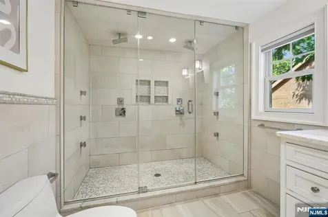 11 Mount Vernon Road Montclair NJ 07043