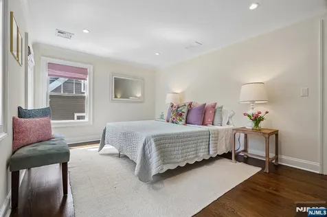 11 Mount Vernon Road Montclair NJ 07043