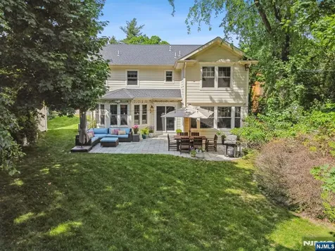 11 Mount Vernon Road Montclair NJ 07043