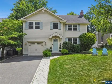 11 Mount Vernon Road Montclair NJ 07043