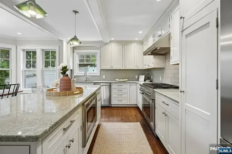 11 Mount Vernon Road Montclair NJ 07043