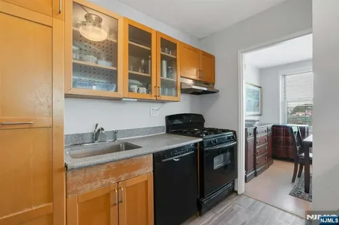 2100 Linwood Avenue Fort Lee NJ 07024