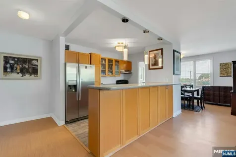2100 Linwood Avenue Fort Lee NJ 07024