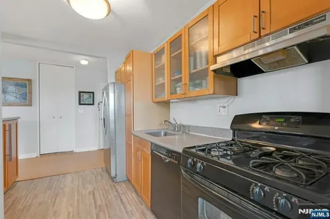 2100 Linwood Avenue Fort Lee NJ 07024
