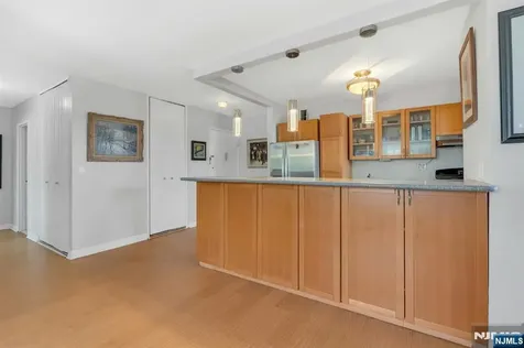 2100 Linwood Avenue Fort Lee NJ 07024