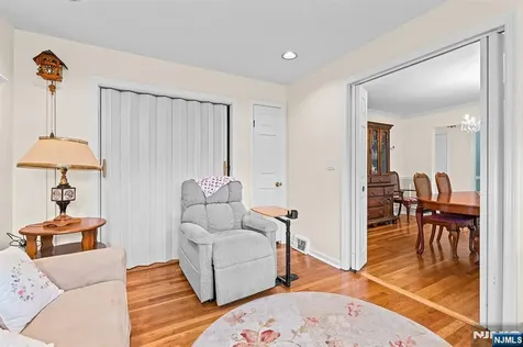226 Mulberry Place Ridgewood NJ 07450