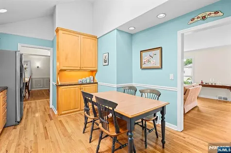 226 Mulberry Place Ridgewood NJ 07450