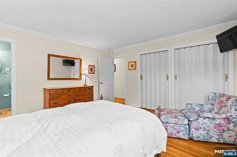226 Mulberry Place Ridgewood NJ 07450