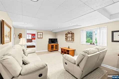 226 Mulberry Place Ridgewood NJ 07450