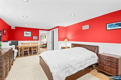 226 Mulberry Place Ridgewood NJ 07450