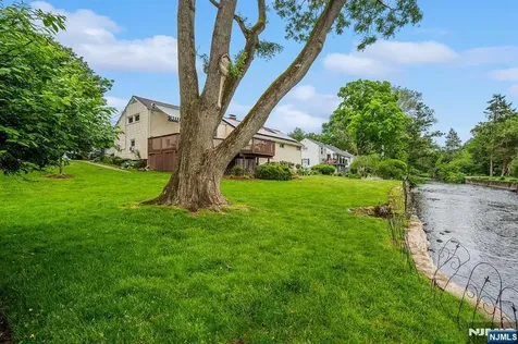 226 Mulberry Place Ridgewood NJ 07450