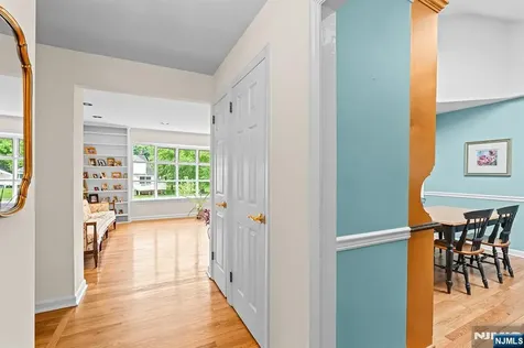 226 Mulberry Place Ridgewood NJ 07450