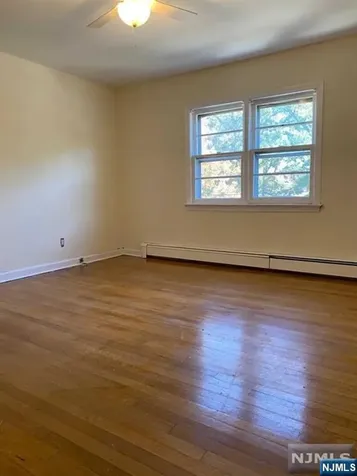 175 Delafield Avenue Lyndhurst NJ 07071