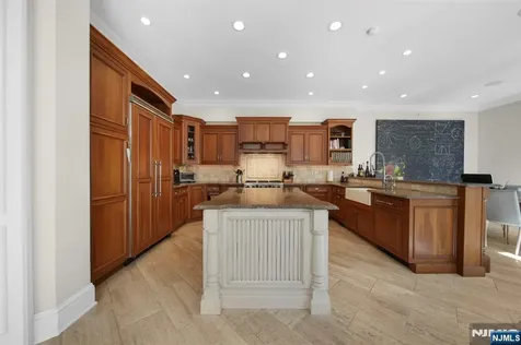 713 Bellaire Drive Demarest NJ 07627