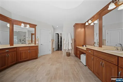 713 Bellaire Drive Demarest NJ 07627