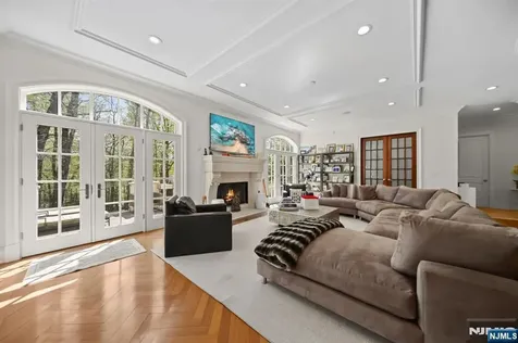 713 Bellaire Drive Demarest NJ 07627