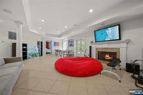713 Bellaire Drive Demarest NJ 07627