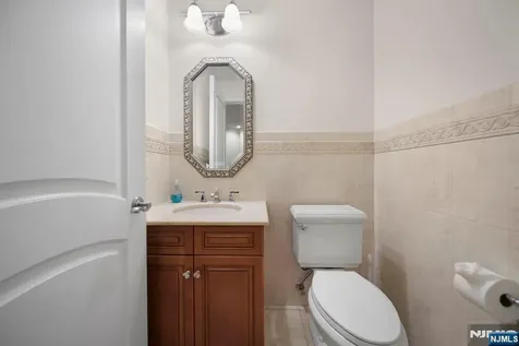 713 Bellaire Drive Demarest NJ 07627