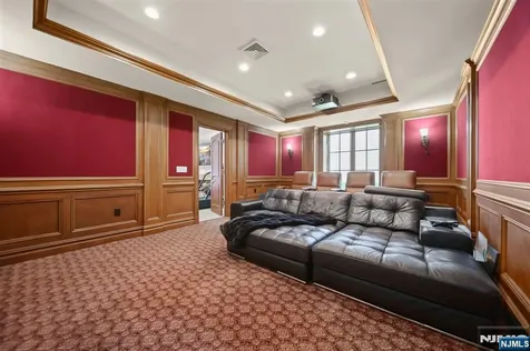 713 Bellaire Drive Demarest NJ 07627