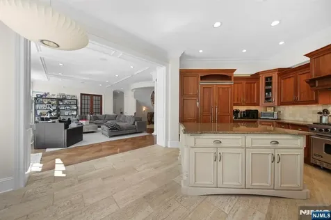 713 Bellaire Drive Demarest NJ 07627