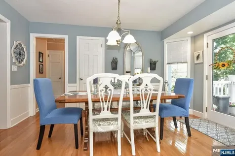 90 Grove Street Waldwick NJ 07463