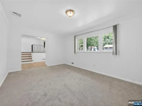 7 Willow Brook Road Hillsdale NJ 07642