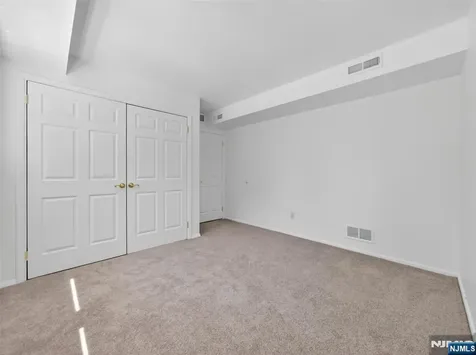 7 Willow Brook Road Hillsdale NJ 07642