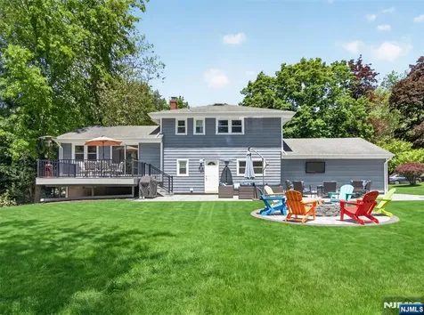 7 Willow Brook Road Hillsdale NJ 07642