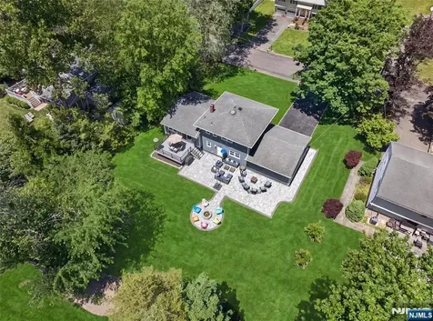 7 Willow Brook Road Hillsdale NJ 07642
