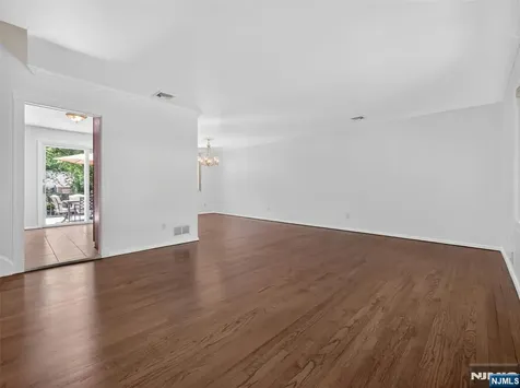7 Willow Brook Road Hillsdale NJ 07642
