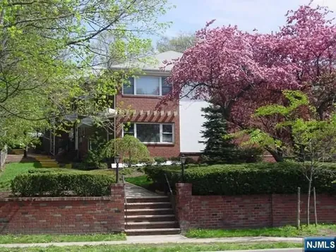431 Grand Avenue Leonia NJ 07605
