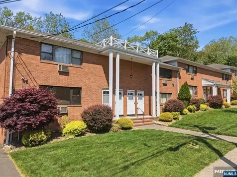 7 Colonial Drive Little Falls NJ 07424