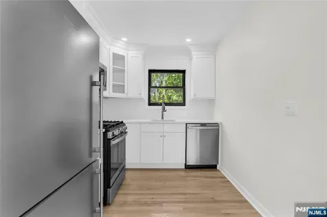 7 Colonial Drive Little Falls NJ 07424