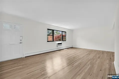 7 Colonial Drive Little Falls NJ 07424