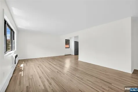 7 Colonial Drive Little Falls NJ 07424