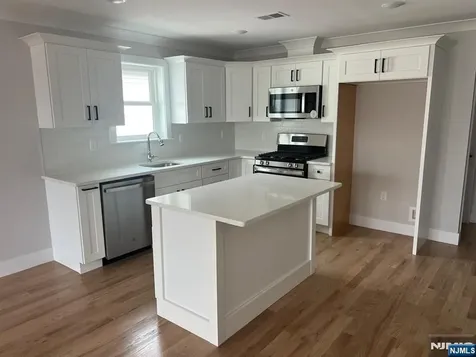 1060 Magnolia Avenue Elizabeth NJ 07201