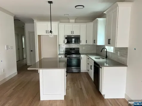 1060 Magnolia Avenue Elizabeth NJ 07201
