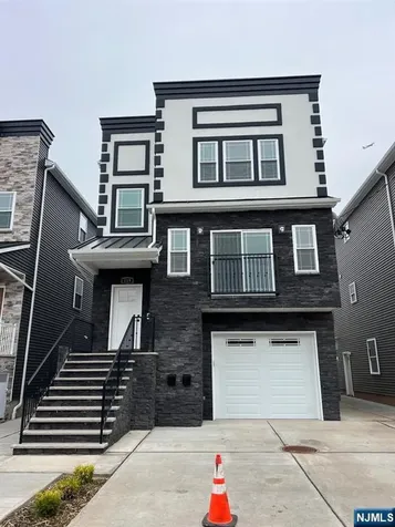 1060 Magnolia Avenue Elizabeth NJ 07201