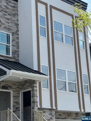1060 Magnolia Avenue Elizabeth NJ 07201