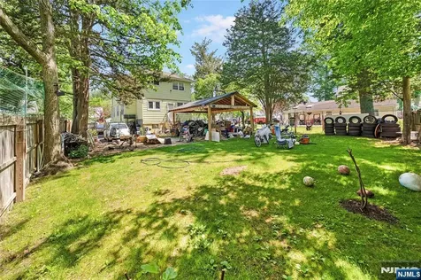 326 Howland Avenue Englewood NJ 07631