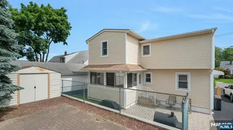 45 W Oldis Street Rochelle Park NJ 07662