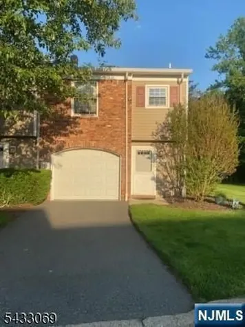 33 Dena Drive Wanaque NJ 07465