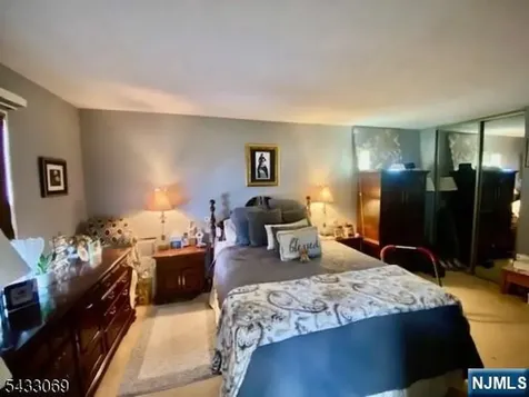 33 Dena Drive Wanaque NJ 07465