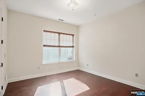 1101 The Plaza Tenafly NJ 07670