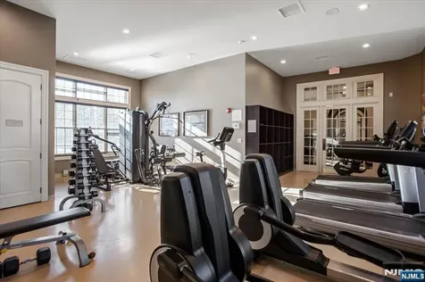 1101 The Plaza Tenafly NJ 07670